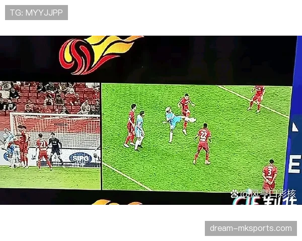 禁区拉拽一定判点球？裁判如何界定犯规与合理对抗